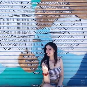 Meet your Posher, Alexia